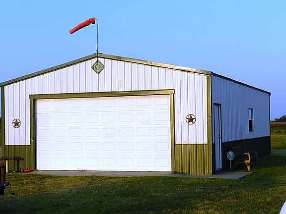 30x40 shop insulated w/heat