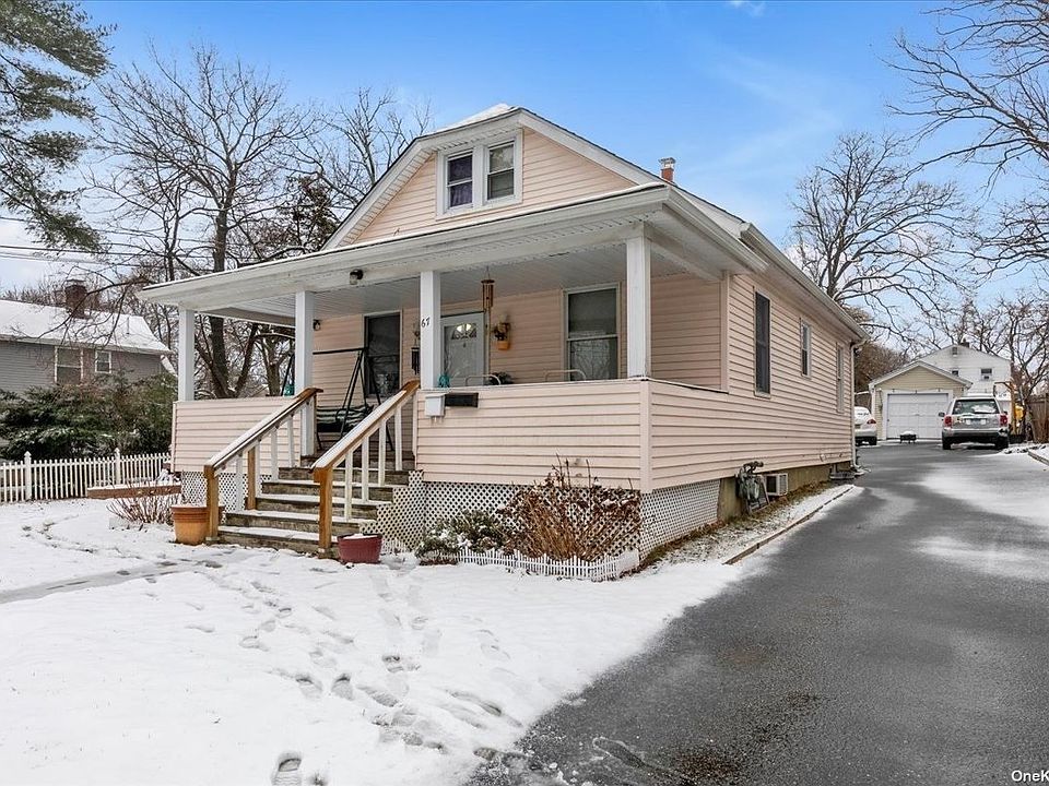 67 8th Ave Huntington Station NY 11746 Zillow