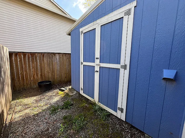 4554 NE 99th Ave #B — Photo 17