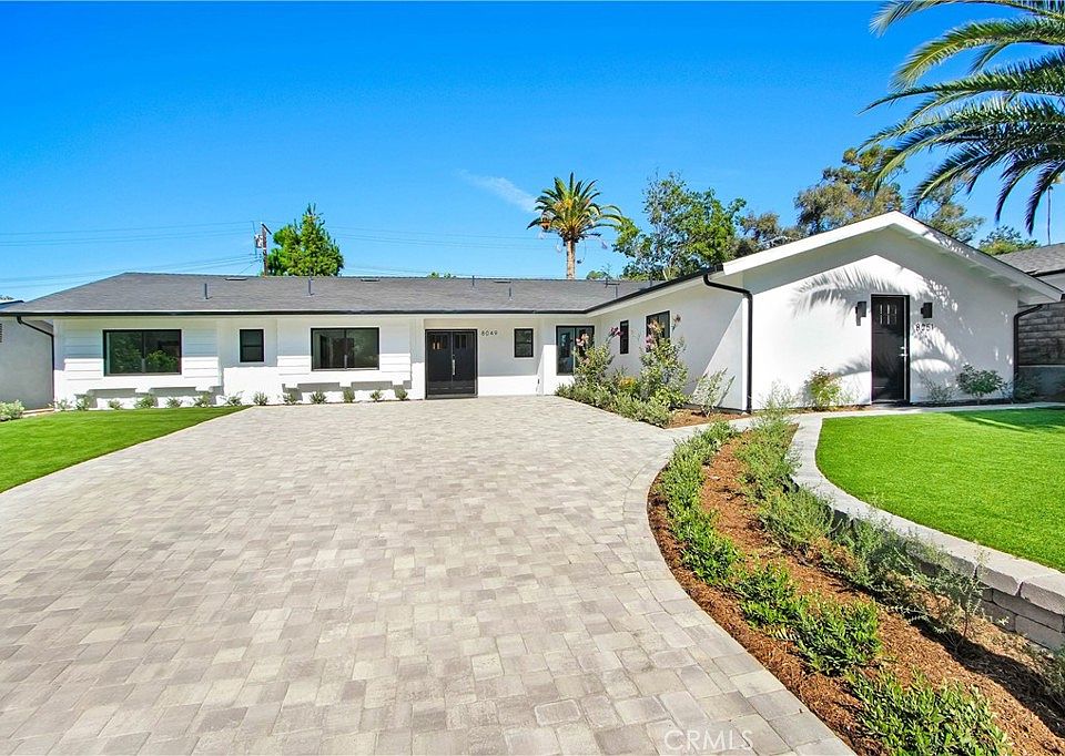 1st image of 8049 Maestro Ave