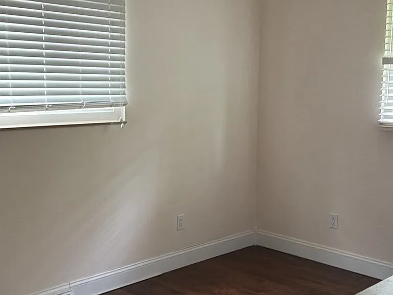 4 Sue Dr — Photo 9