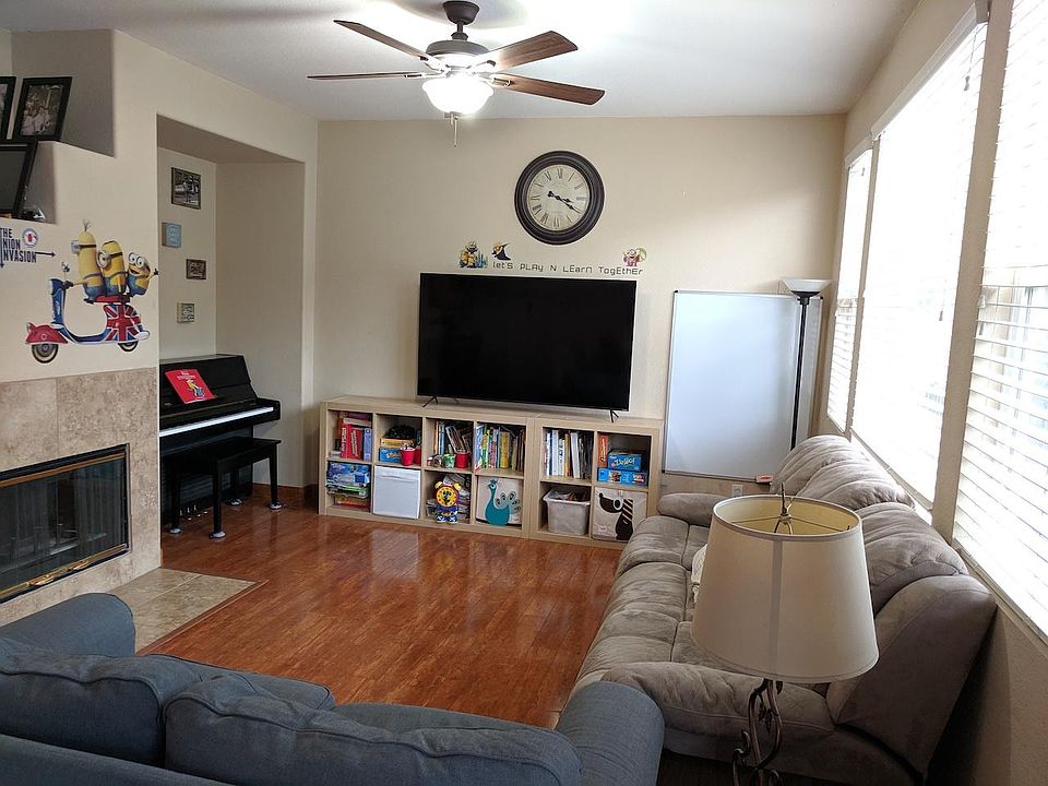 1st image of 951 Bloomfield Ave