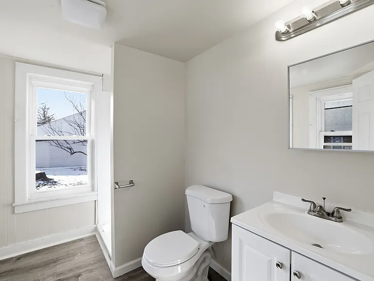 630 N Courtland St — Photo 10