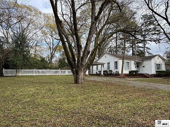 3rd image of 810 Ponder St