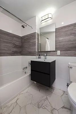 Rented by City View Living | media 4