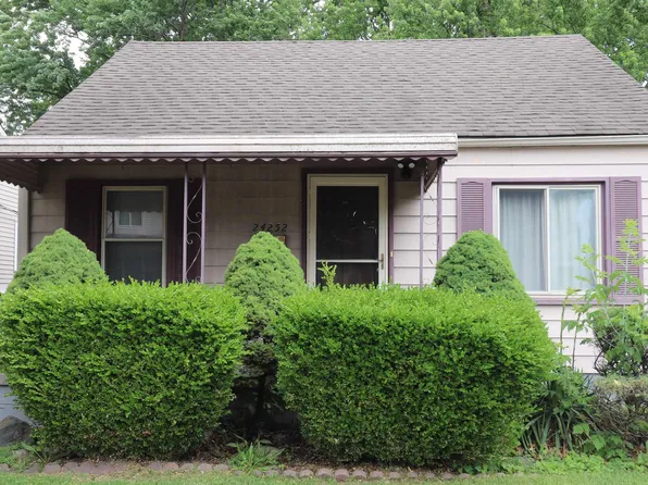 24252 Tuscany Ave, Eastpointe, MI 48021
