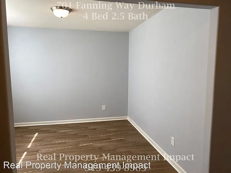 701 Fanning Way — Photo 13