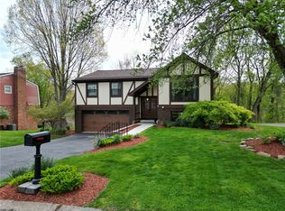 109 Valley Hi Dr, Pittsburgh, PA