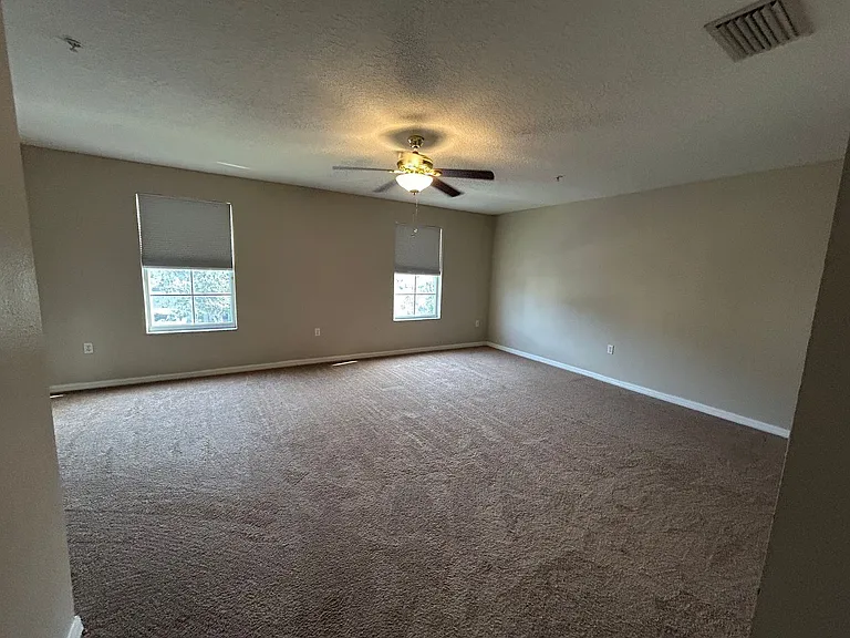 458 Tradition Ln — Photo 19