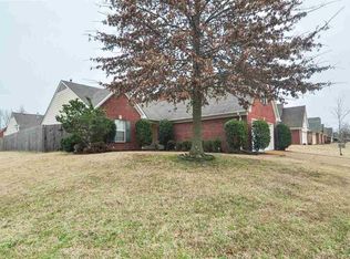 11550 Milton Meadows Dr, Arlington, TN 38002