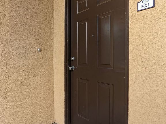5th image of 501 Gibson Dr APT 521