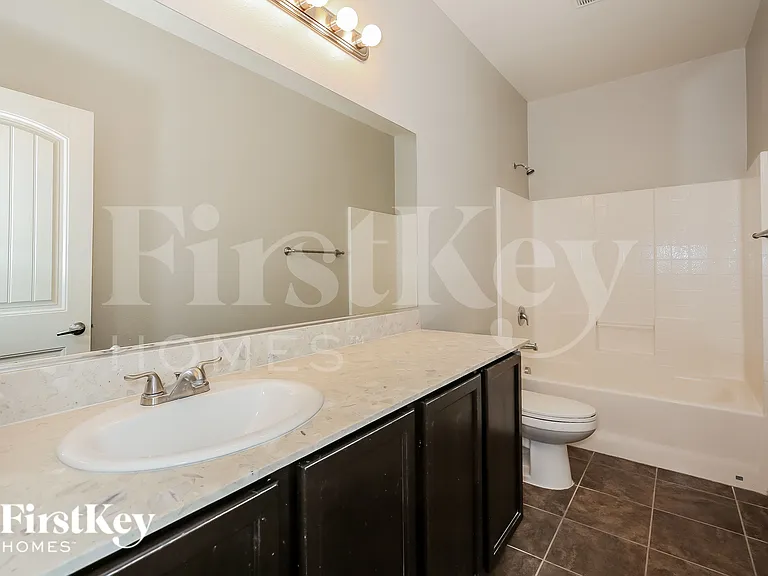 6137 River Belle St — Photo 13
