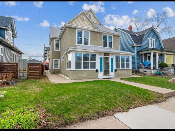 2405 Grand St NE #1