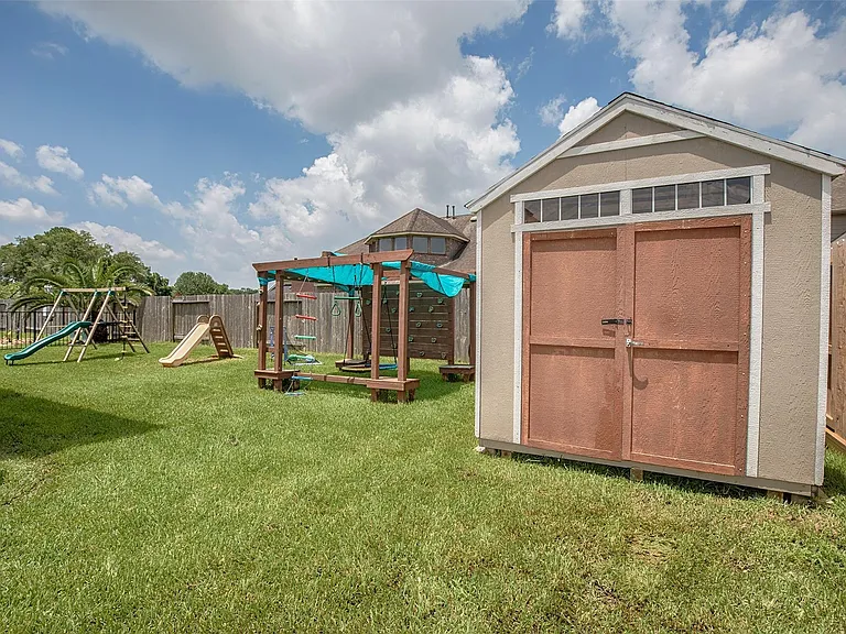 2110 Stonehollow Ct — Photo 30