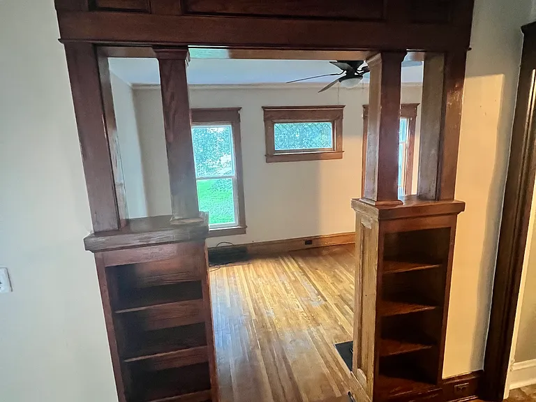 108 N Keystone Ave — Photo 5