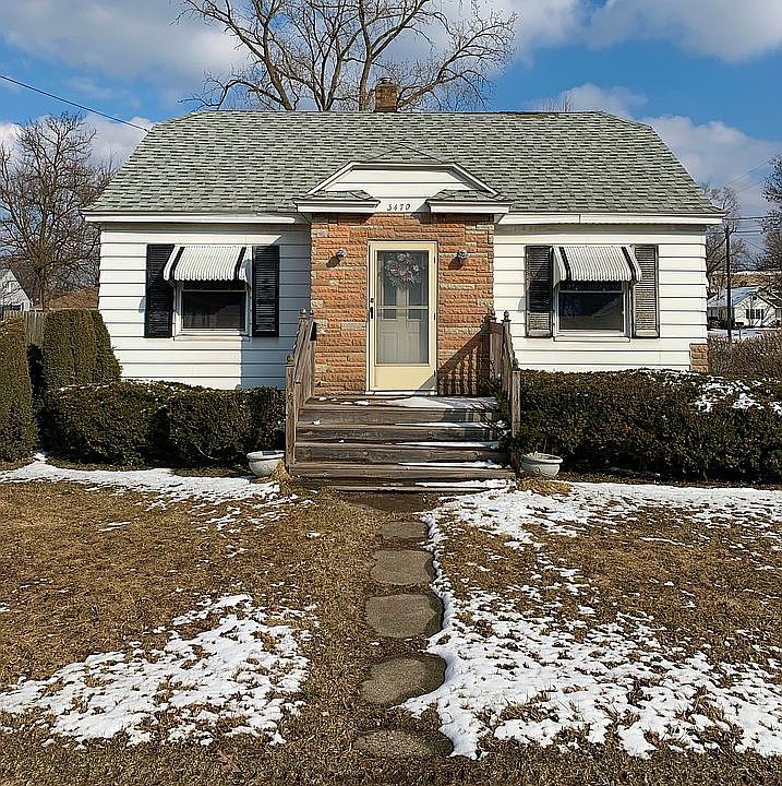 1st image of 3470 Buchanan Ave SW