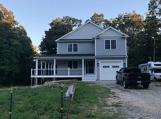 97 Buttonwoods Rd, Richmond, RI 02898