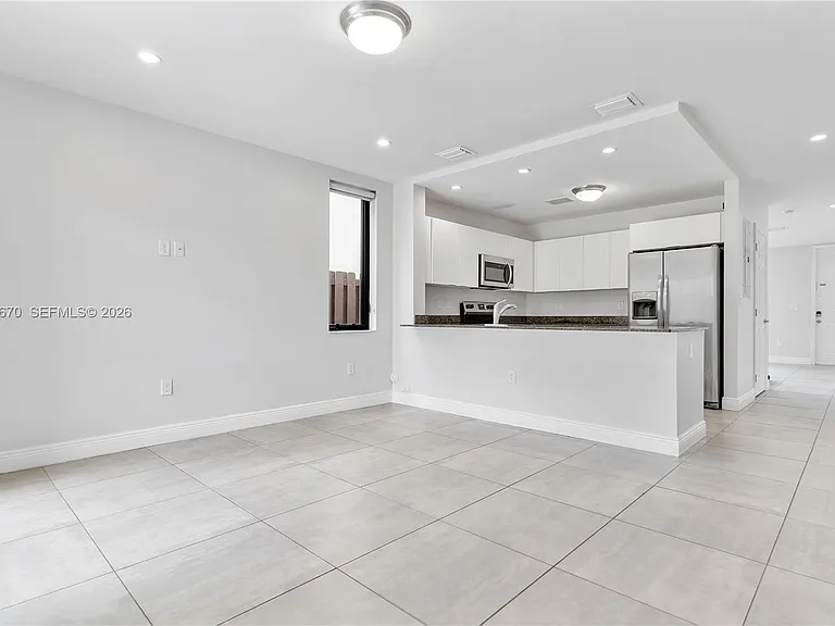 4390 E 10th Ave #4390 — Photo 17