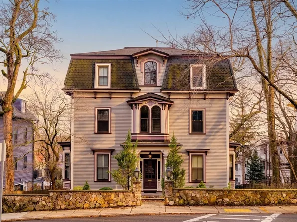 99 Sedgwick St #2, Jamaica Plain, MA 02130