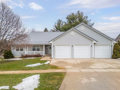 1306 Dalton Dr, Waverly, IA, 50677