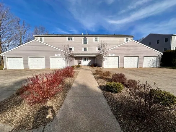 3306 Baer Beach Rd APT D4, Erie, PA 16505