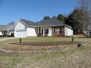 5704 Kemp Mundy Ln, Charlotte, NC 28216