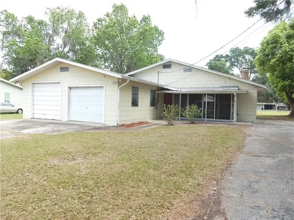 5714 19th St, Zephyrhills, FL 33542