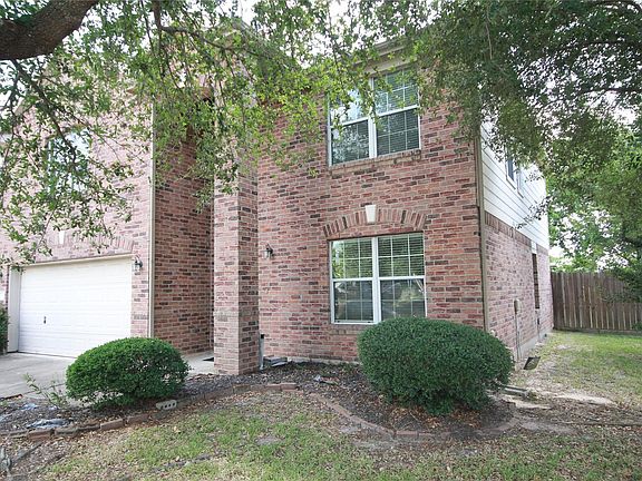 2nd image of 16218 Bresslyn Ln
