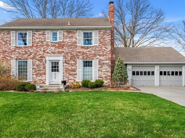 7700 W 95th Ter, Overland Park, KS 66212