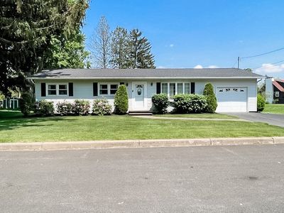 5 W Edgewater Dr, Fulton, NY, 13069