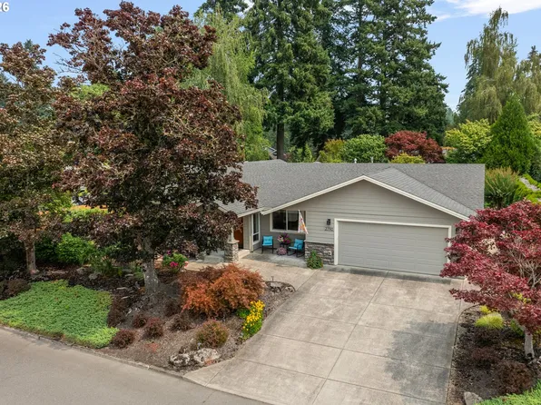 2790 N Maple St, Canby, OR 97013