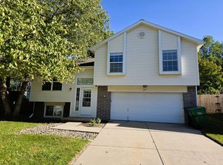 7407 S 176th Cir, Omaha, NE 68136