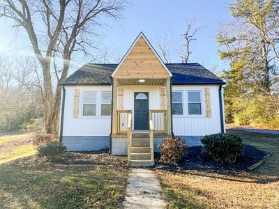 110 Valley View Dr, Altavista, VA, 24517