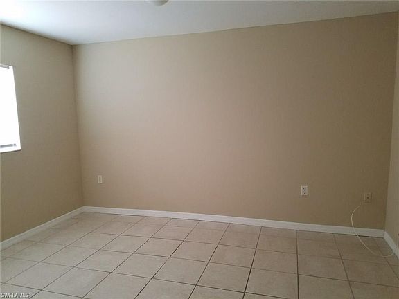 4th image of 4421 26th St SW