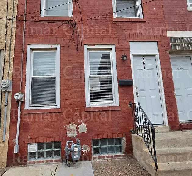 281 Walnut St — Photo 2