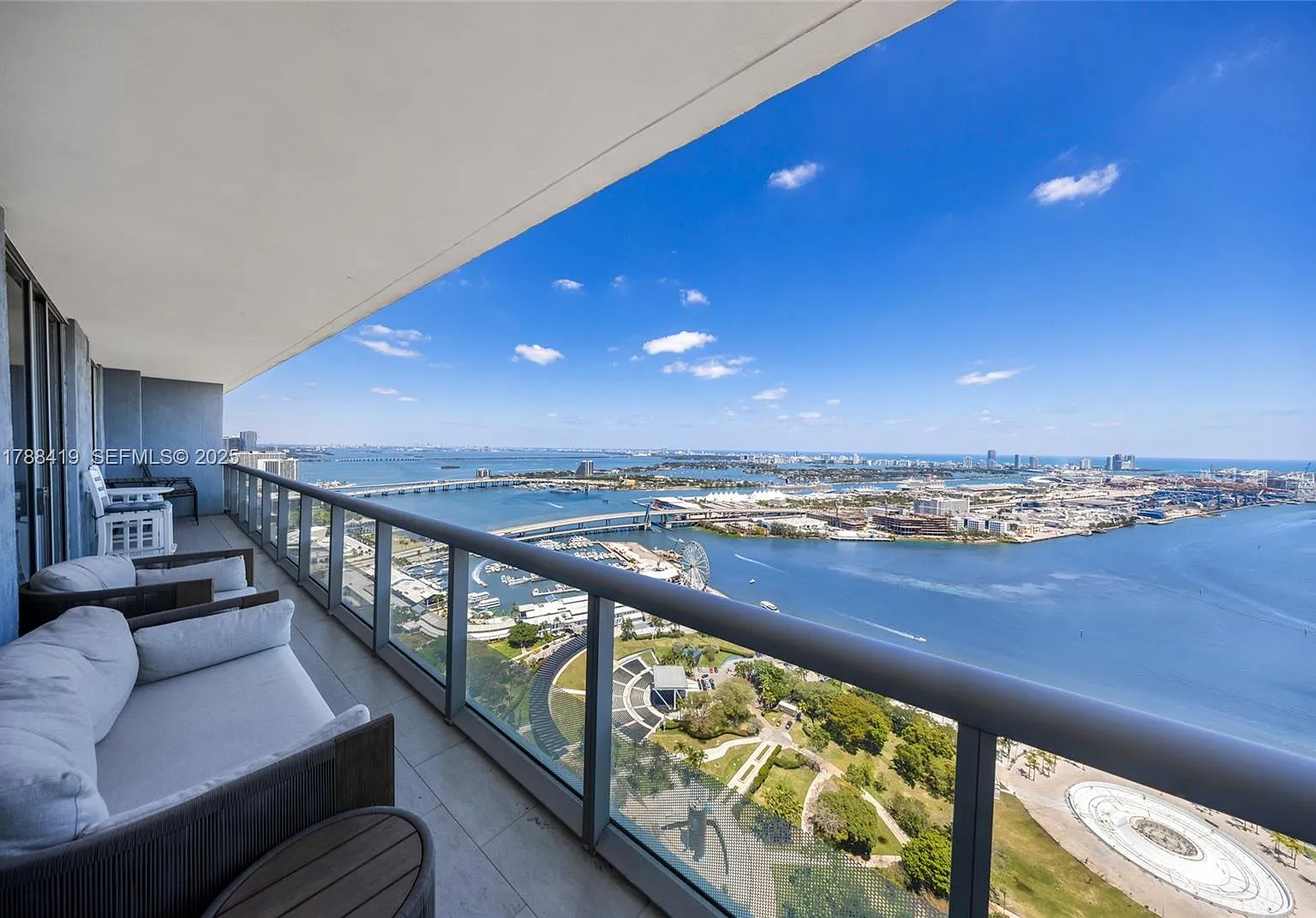 2 bed, 1357 sqft, $9,000 — Photo 1