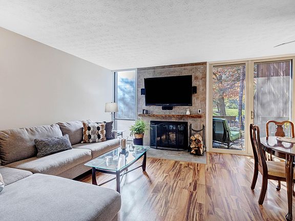4th image of 4969 Wintersong Ln