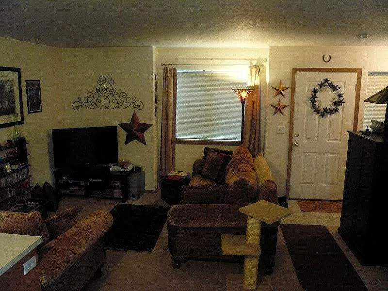Entry/Living
