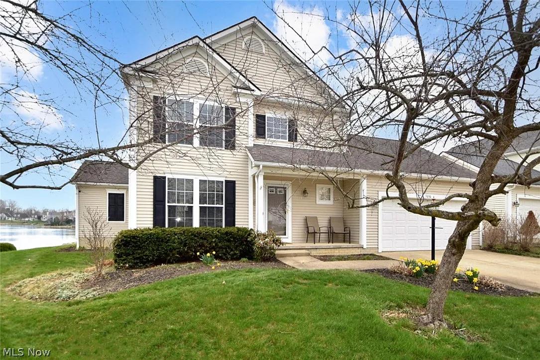 5050 Lake Point Ct photo 1