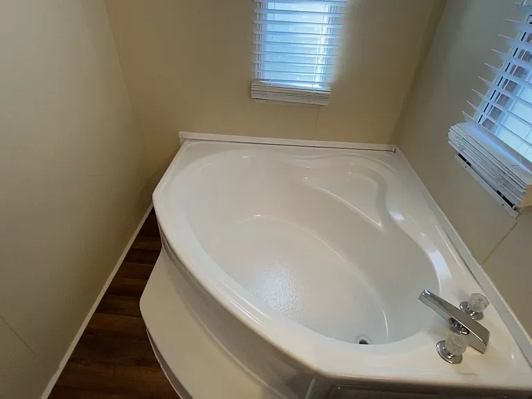 Lakewood Estates (TX) — Photo 41