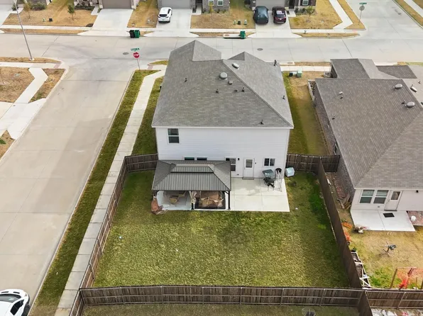 16041 Pious Dr, Haslet, TX 76052