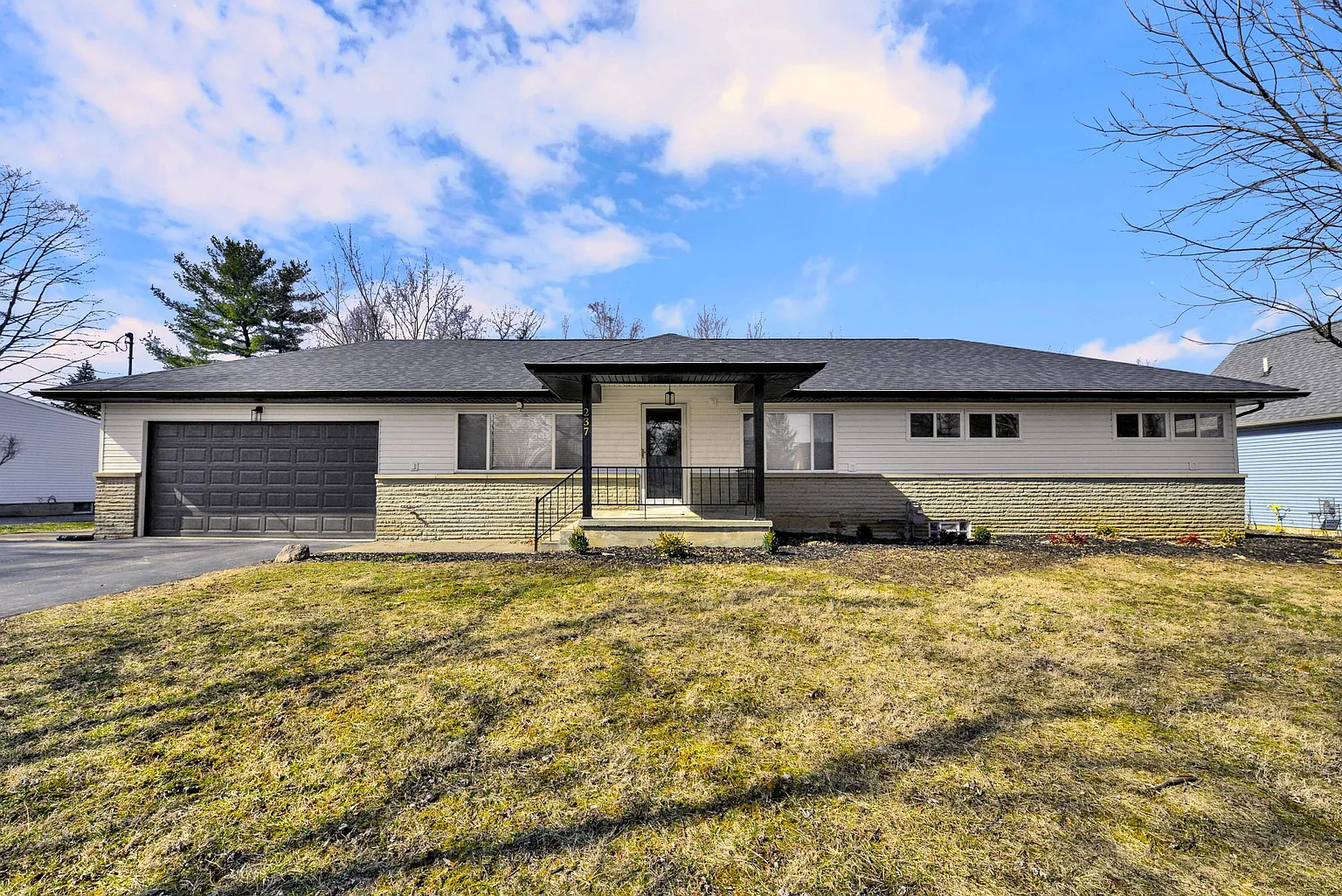 237 Lockville Rd photo 1