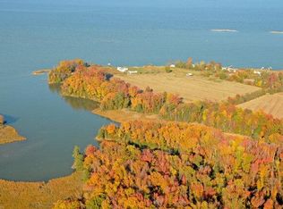 2379 Currioman Rd, Montross, VA 22520