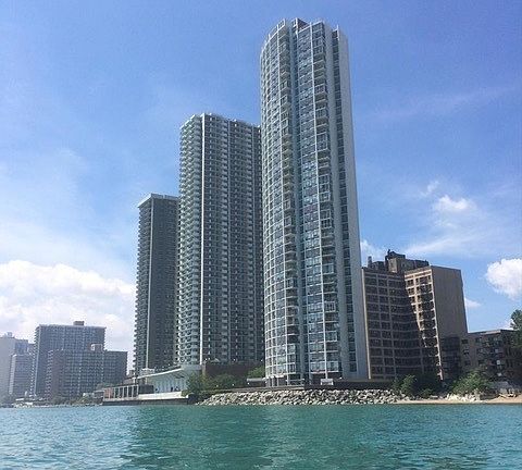 3rd image of 6033 N Sheridan Rd APT 34M
