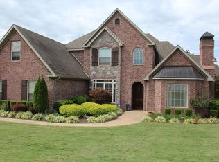 726 Kensington Cv, Springdale, AR 72762