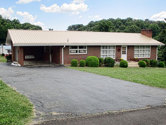 3rd image of 377 Twin Hills Dr