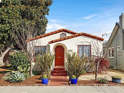 658 32nd St, Richmond, CA, 94804