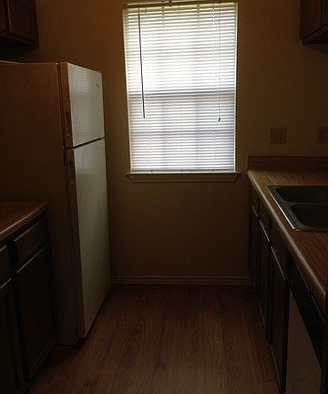 3rd image of 5233 Gawain Dr