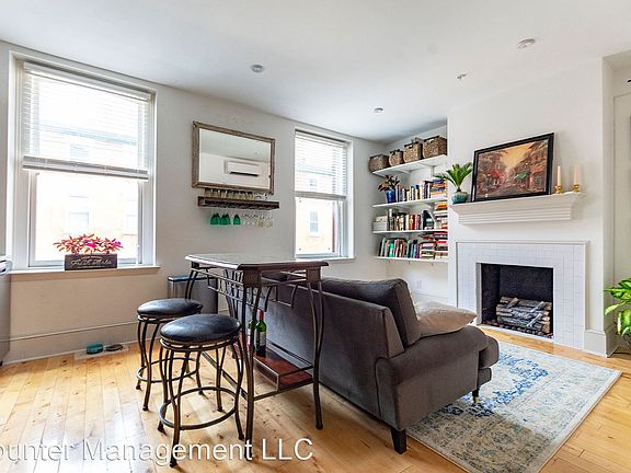 3rd image of 1310 Spruce St #201
