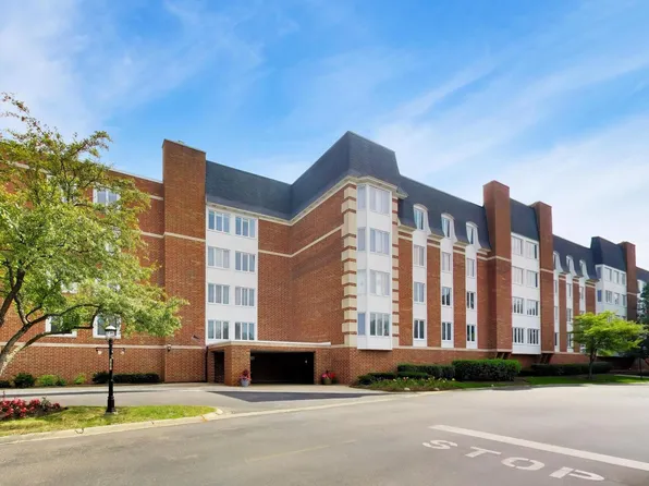50 Lake Blvd APT 629, Buffalo Grove, IL 60089